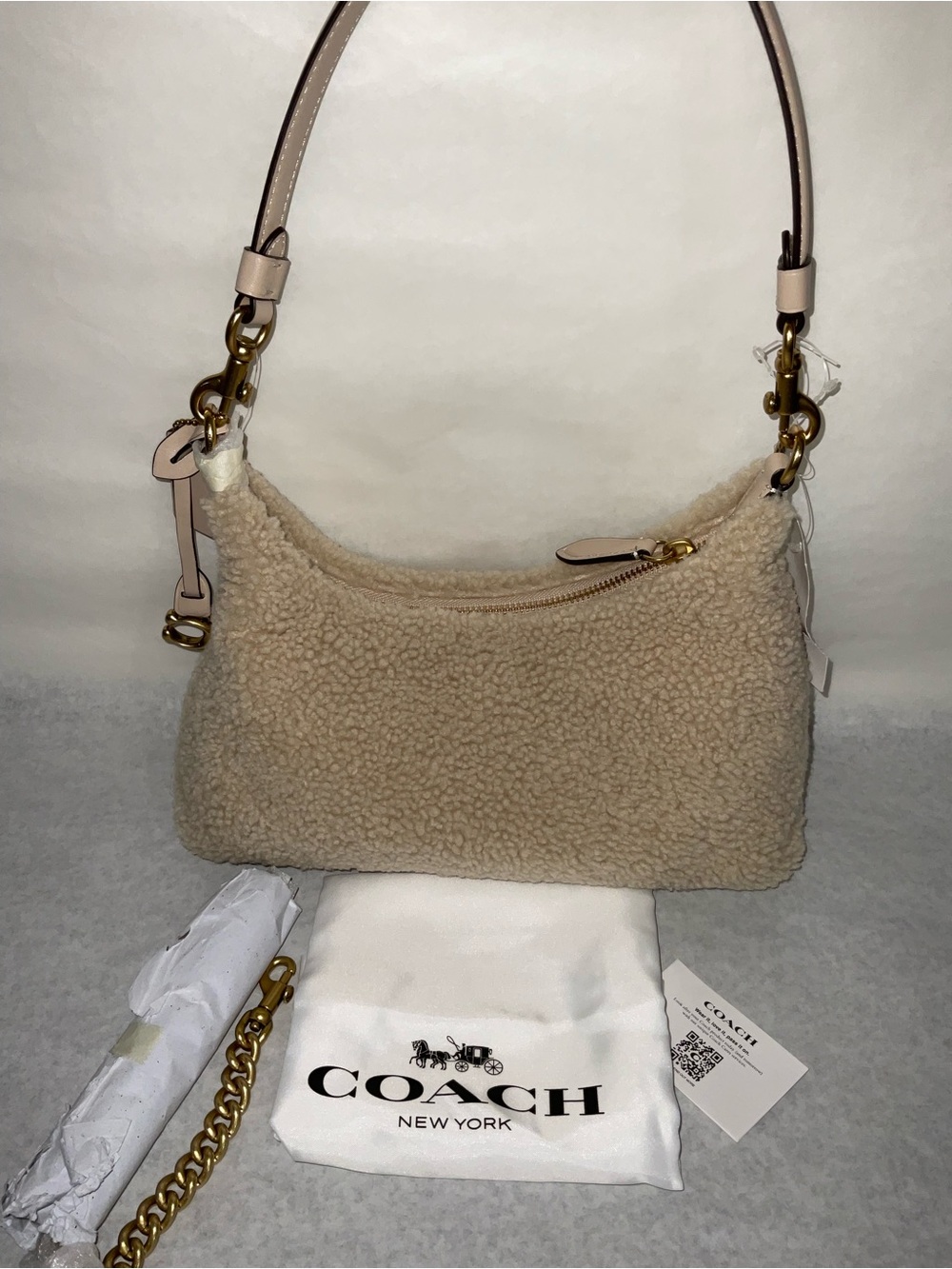 Coach Beige Shearling Shoulder Bag with Pale Leather Strap - Picture 2 of 7